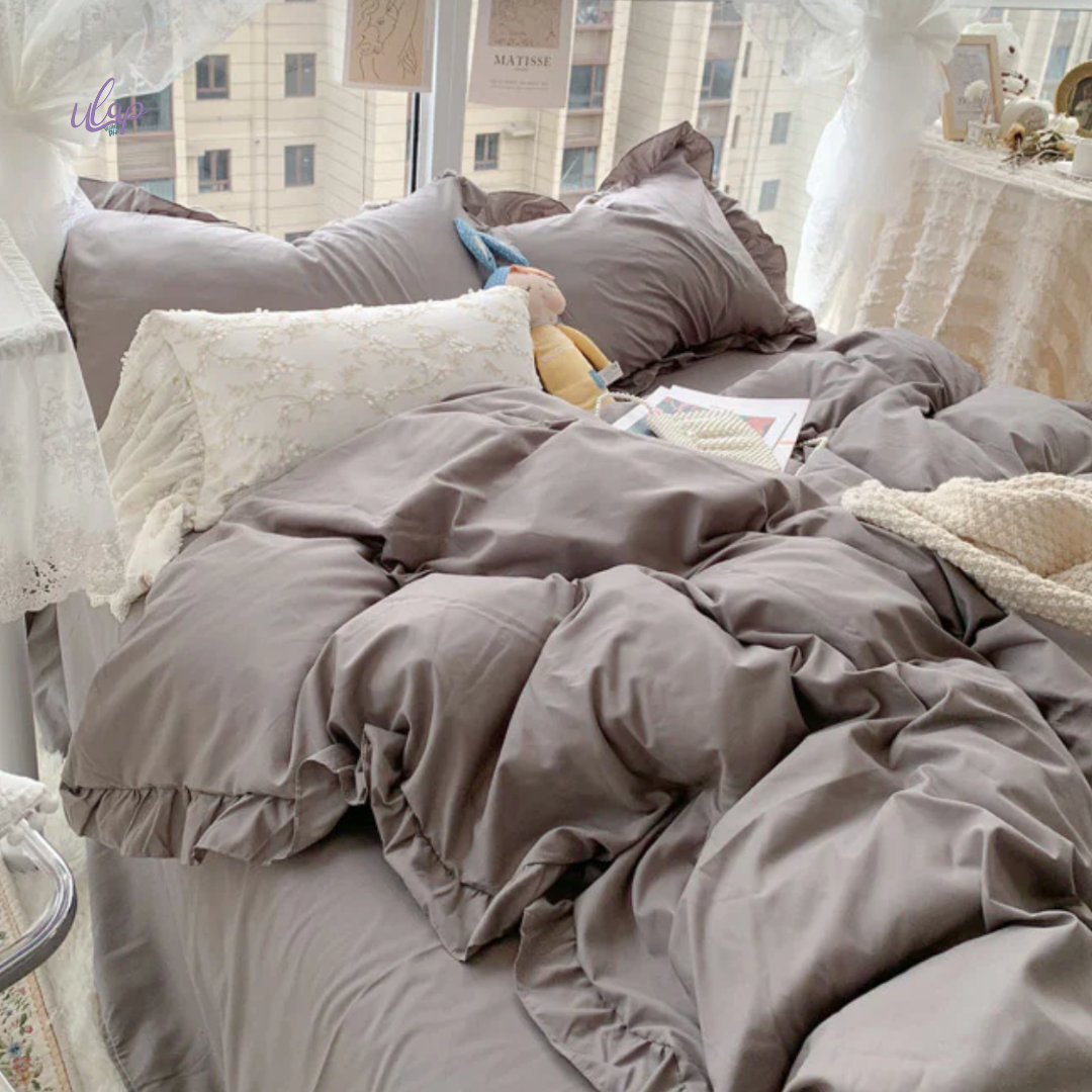 High-quality Truffle Bedding Set, made from 100% cotton for a smooth, soft, and durable duvet cover.